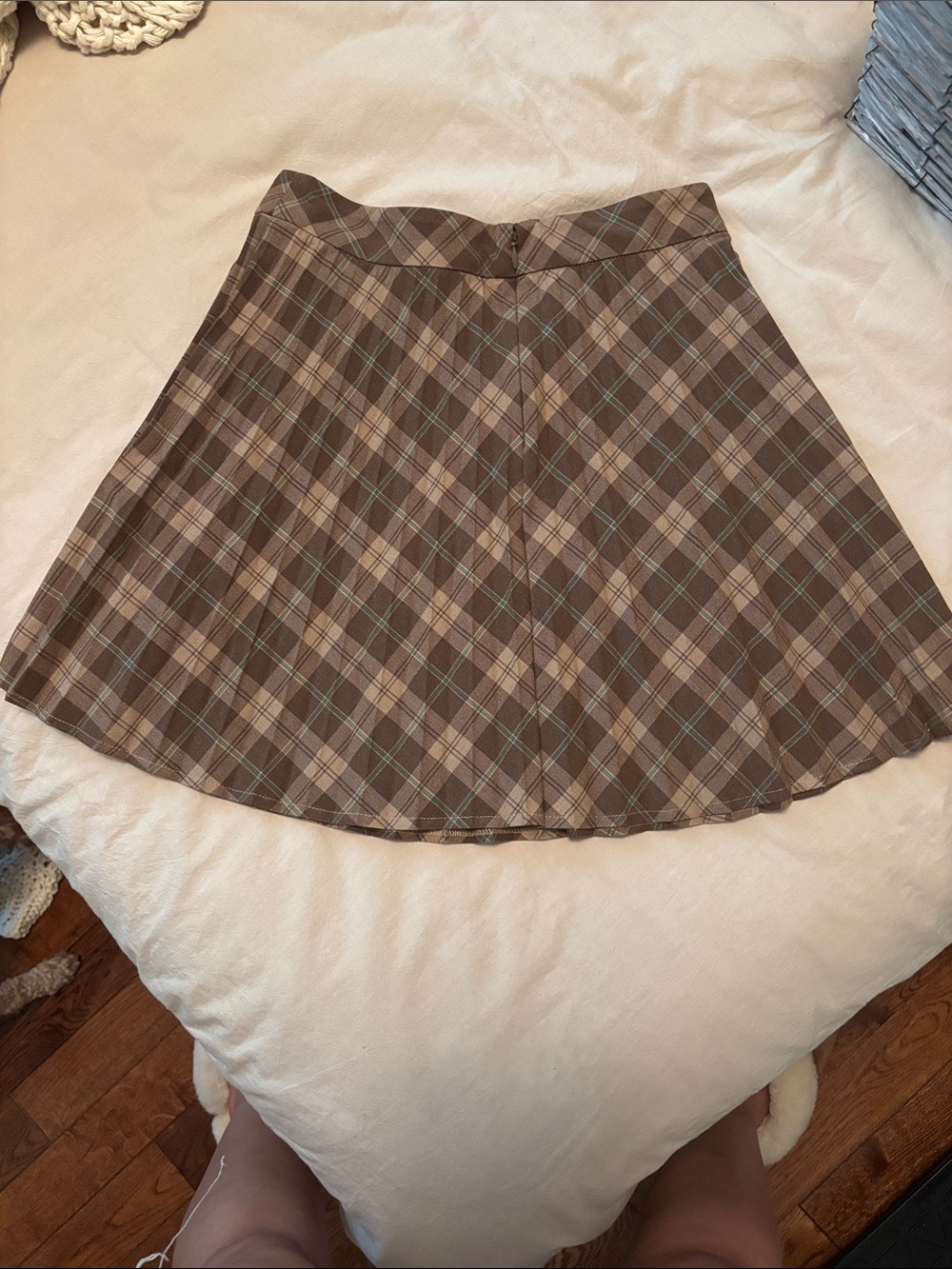 Sunday best size 4 Pleated Brown Plaid Mini Skirt - Picture 3 of 3
